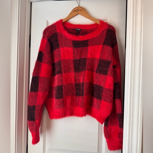 NWT Express Buffalo Plaid Sweater
Slouchy Christmas Size L - Picture 2 of 8